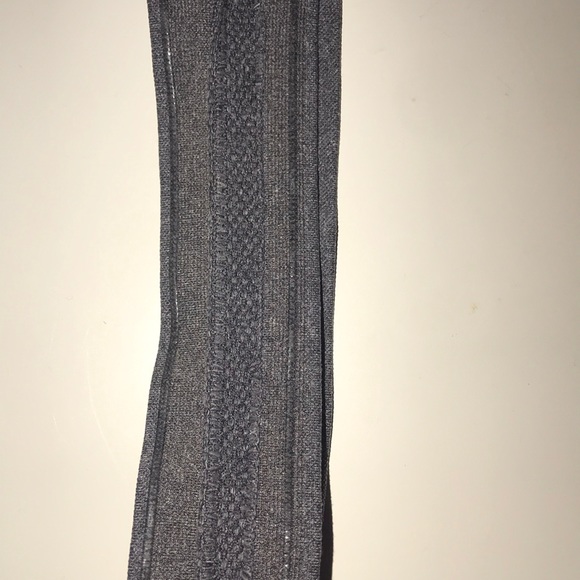 Grey Lululemon Headband - Picture 4 of 4